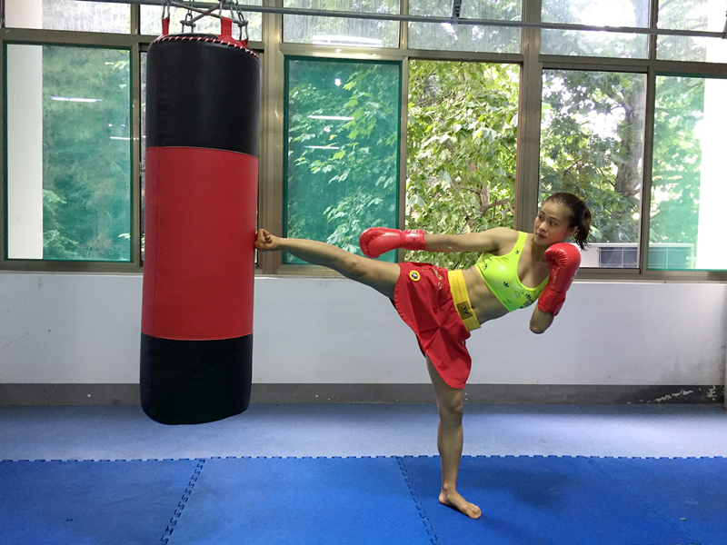 散打冠军代诗梦:冠军梦盛开在彩云之南